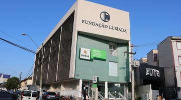 fachada do prédio #paratodosverem