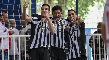 Futsal sub-18 de Santos segue líder no Paulista 