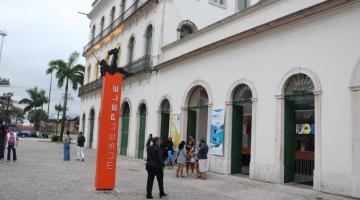 Museu Pelé, em Santos, fecha para instalação de película e desinsetização