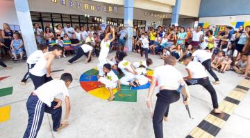 Escola Municipal de Santos abre as portas para a comunidade em Feira de Ciências