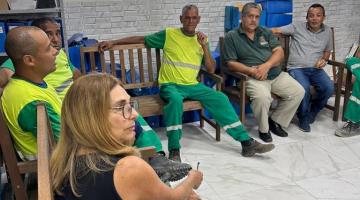 Funcionários de cemitérios de Santos participam de programa de apoio comportamental