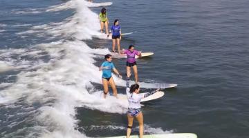 Festival de surfe comemora 32 anos da pioneira Escola Radical de Santos