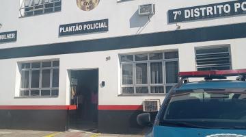 Guarda Municipal de Santos prende rapaz por furto de corrente de ouro na orla