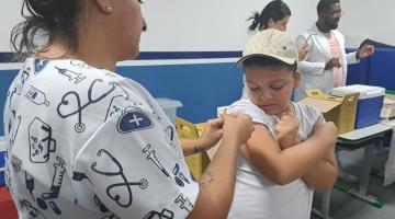 Santos encerra vacinação na UME Oswaldo Justo