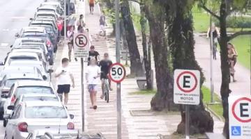 Câmeras da Prefeitura flagram e três menores são apreendidos por furto na orla de Santos