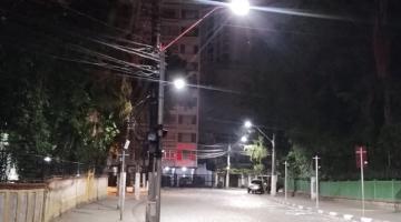 Começa a melhoria da iluminação pública no bairro José Menino, em Santos