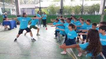 Projeto Transforma leva esportes olímpicos às escolas municipais de Santos