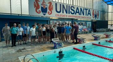 Universitários americanos visitam Santos para conhecer de perto trabalho no esporte