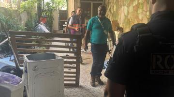 Dono de ferro-velho é preso em flagrante durante força-tarefa em Santos