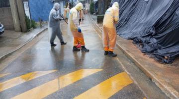 Chuvas acima do esperado para o mês deixam morros de Santos em estado de atenção
