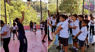 Equipe santista de vôlei feminino marca ‘ace’ incentivando alunos a praticarem esportes
