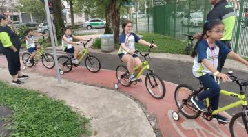 Atividades educativas sobre trânsito atendem mais de 3 mil alunos em Santos