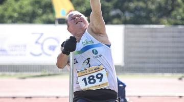 Santista Beth Gomes bate recorde mundial no paratletismo pela 43ª vez