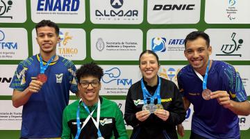 Mesatenistas paralímpicos de Santos faturam sete medalhas na Argentina