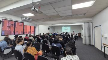 Gestão de resíduos e valorização de cooperativas de reciclagem são foco em evento no Porto de Santos