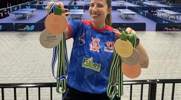 Mais conquistas nos EUA: mesatenista santista, duas vezes medalhista paralímpica, vive ano de luta e de vitórias