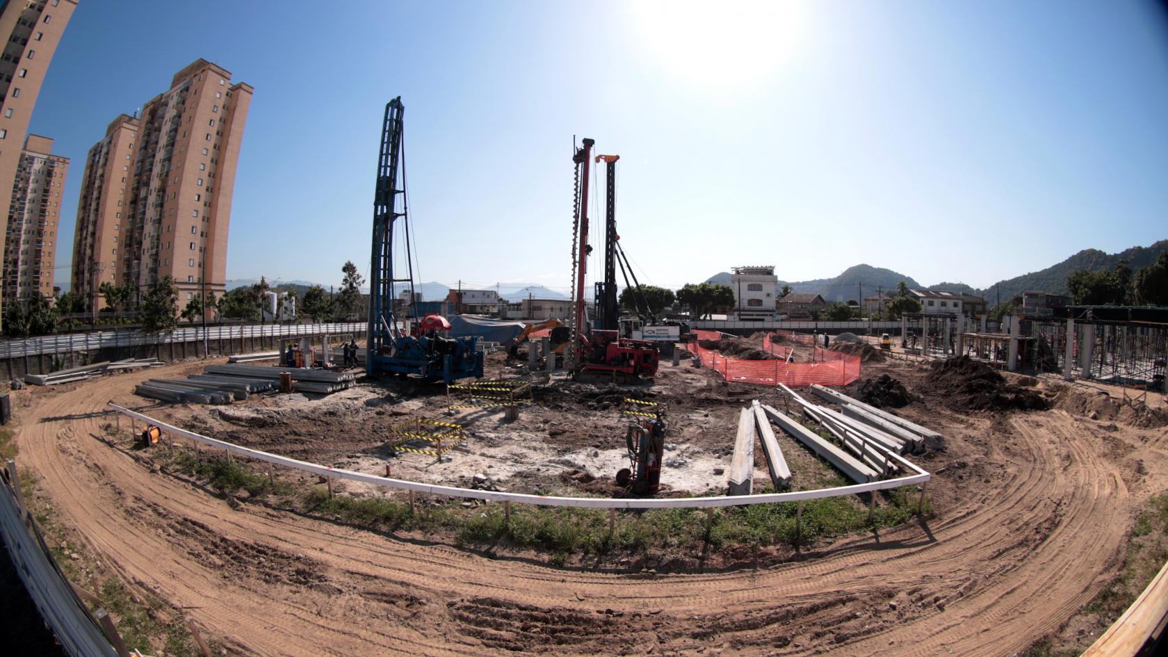 vista geral de obra na fase de fundação. #paratodosverem