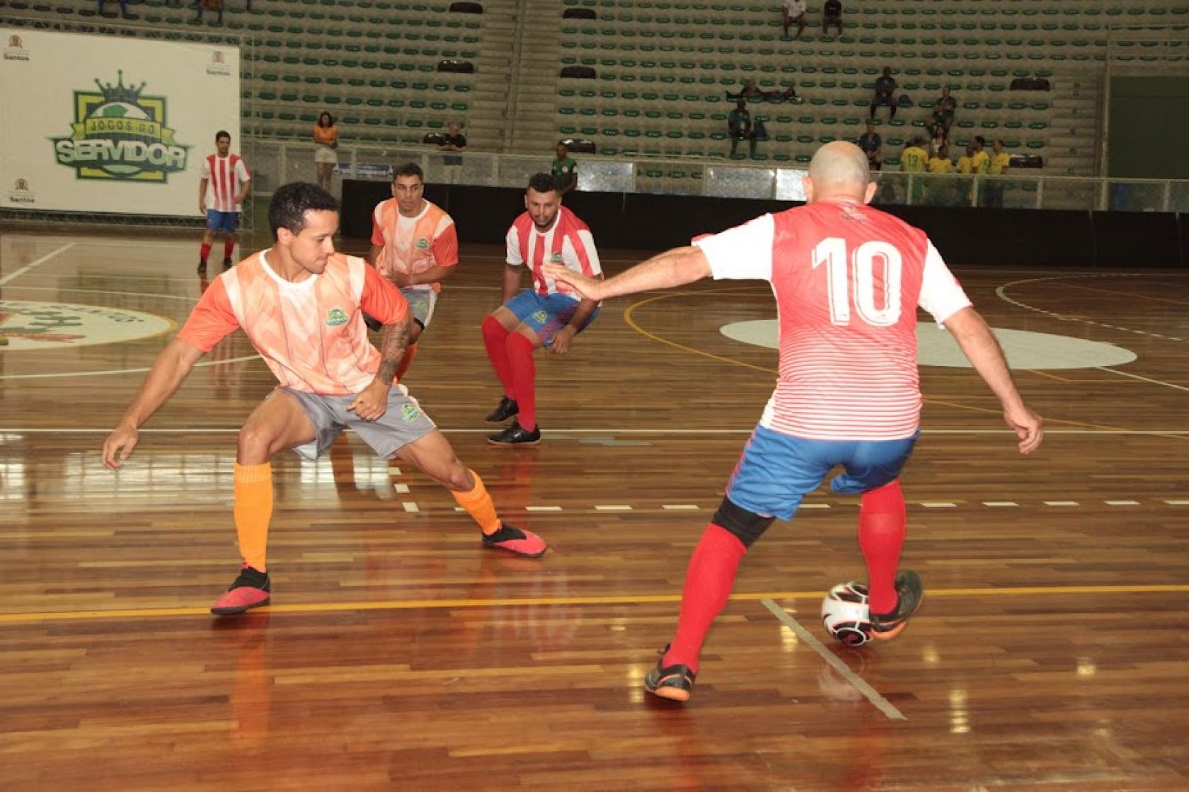 atletas durante o jogo #paratodosverem 