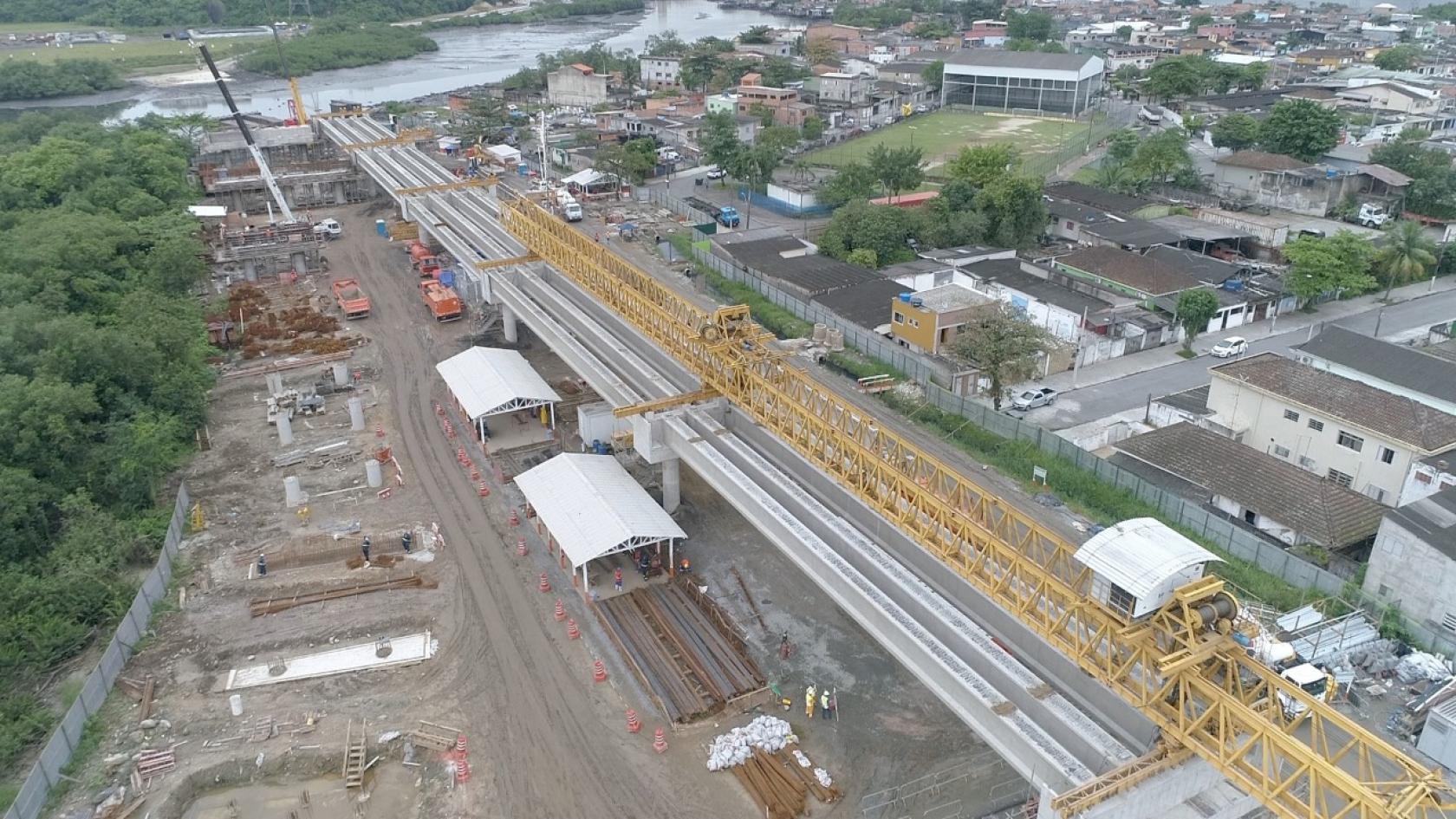 Estrutura da futura ponte sobre o Rio São Jorge. #Pracegover