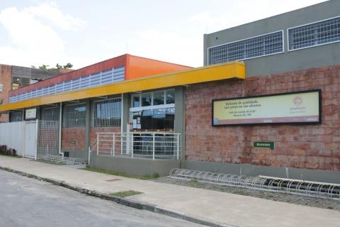 fachada do bom prato vila gilda #paratodosverem 