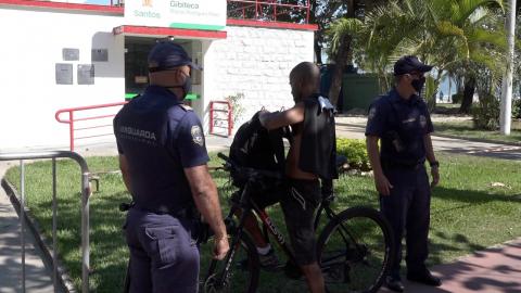 guardas abordam ciclista na ciclovia #paratodosverem 