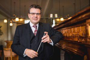 Violinista é um dos principais nomes do instrumento em atividade no Brasil. Foto: divulgação foto de emanuele baldini #paratodosverem