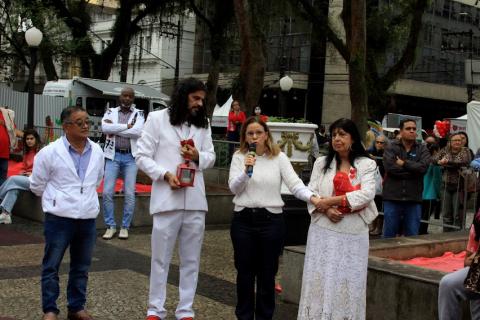 Organizadores e representantes da Prefeitura discursam no evento. #pratodosverem