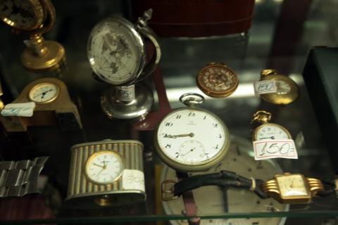relógios antigos. #paratodosverem