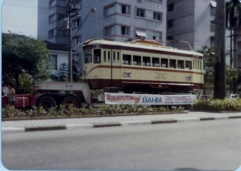 Bonde na avenida ana costa. #paratodosverem