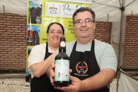 casal mostra garrafs #paratodosverem