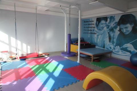 sala da clínica escola do autista #paratodosverem 