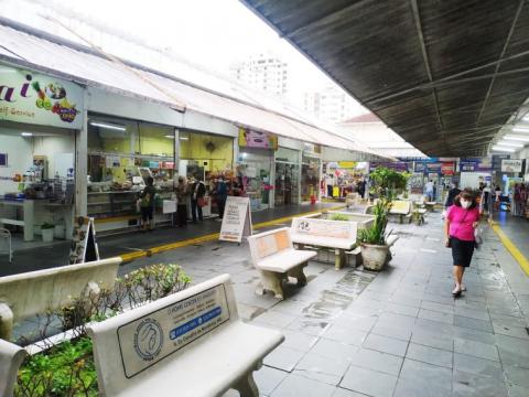 interior do mercado do marapé #paratodosverem