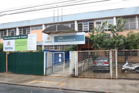 Fachada da escola #paratodosverem