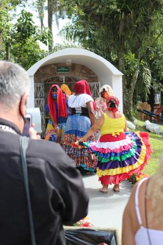 ciganos dançando #paratodosverem