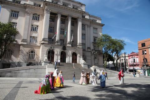 ciganos na praça se apresentando #paratodosverem