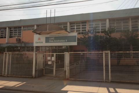 Fachada da escola #paratodosverem