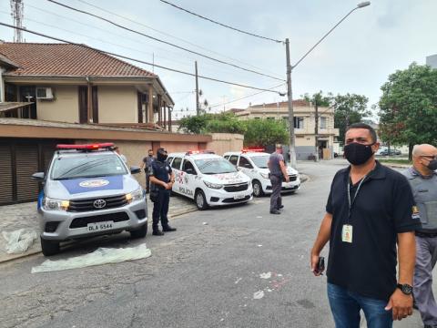 policiais e fiscais em ação #paratodosverem 