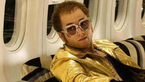 O protagonista de Rocketman. #Pracegover