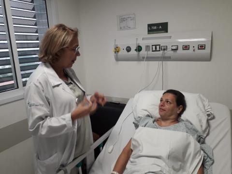 paciente fala com médica #pracegover