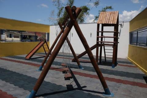 playground da escola #paratodosverem