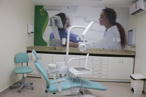 consultório dentário #paratodosverem 