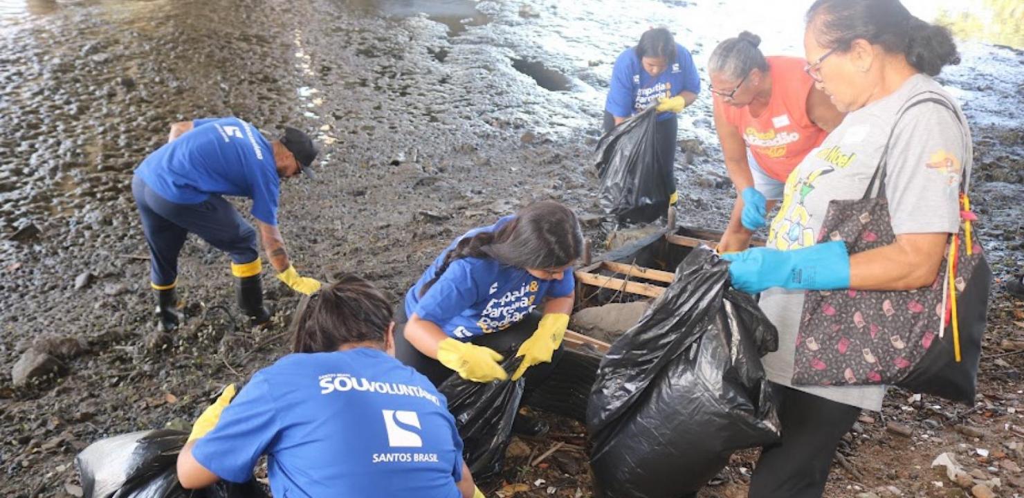 Mobilização já retirou 18 toneladas de resíduos do estuário de Santos