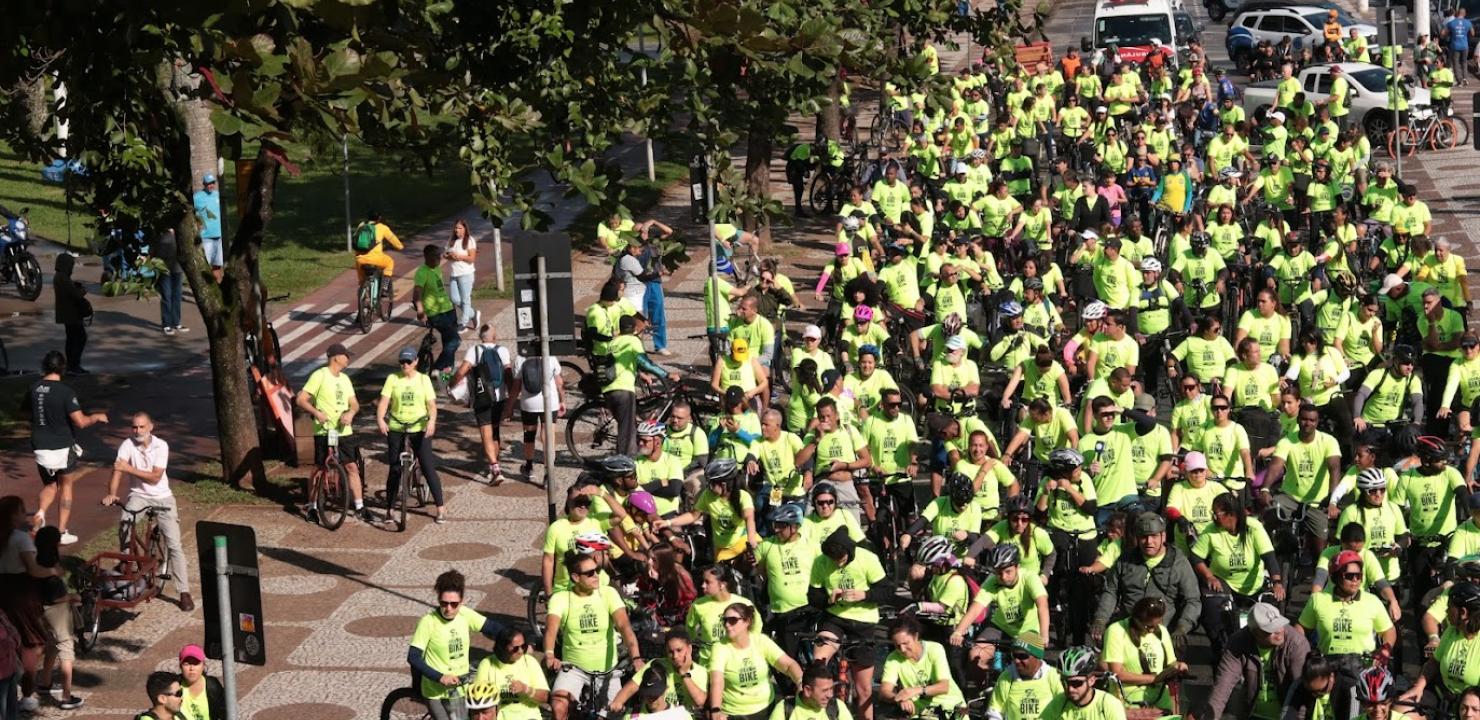 Bora de Bike reúne ciclistas em passeio especial pelos 480 anos de Santos