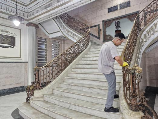 Auxiliar de limpeza na Prefeitura. #Paratodosverem