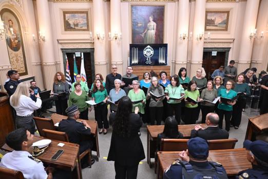servidores se apresentando #paratodosverem 