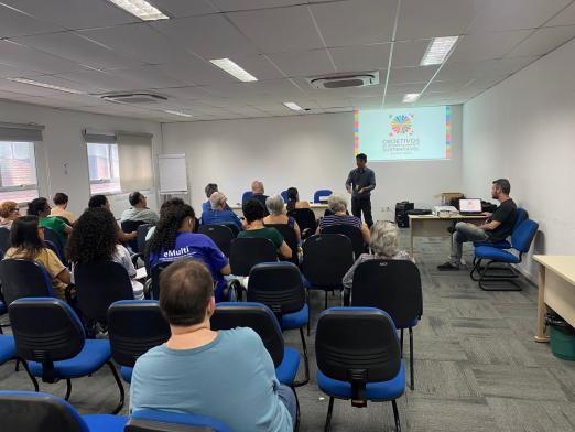 foto da reunião #paratodosverem