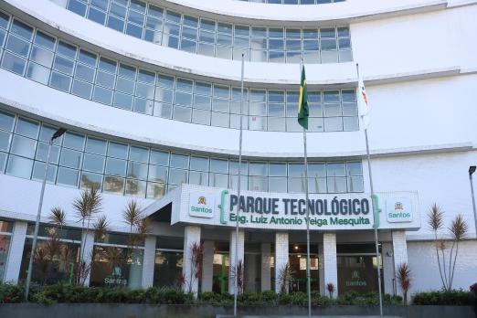 fachada do parque tecnológico #paratodosverem