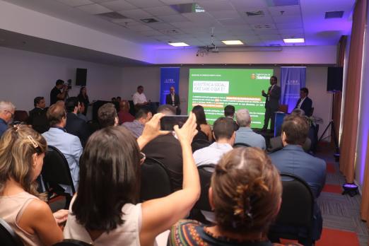 secretário fala na palestra #paratodosverem 
