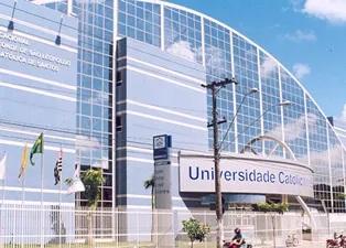 Sede da Unisantos. #Paratodosverem