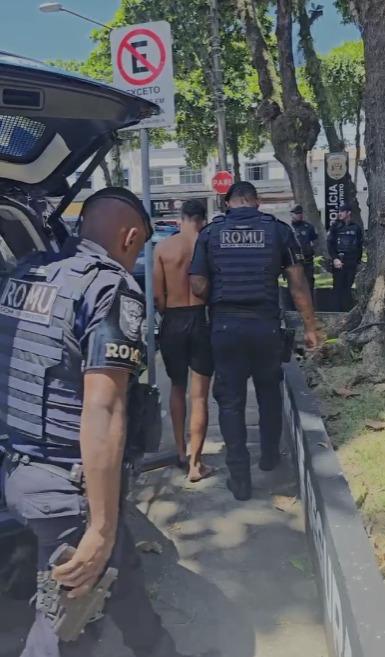 guardas levam o preso #paratodosverem